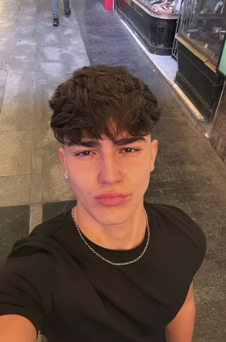 files/foto_de_perfil_hombre1.jpg